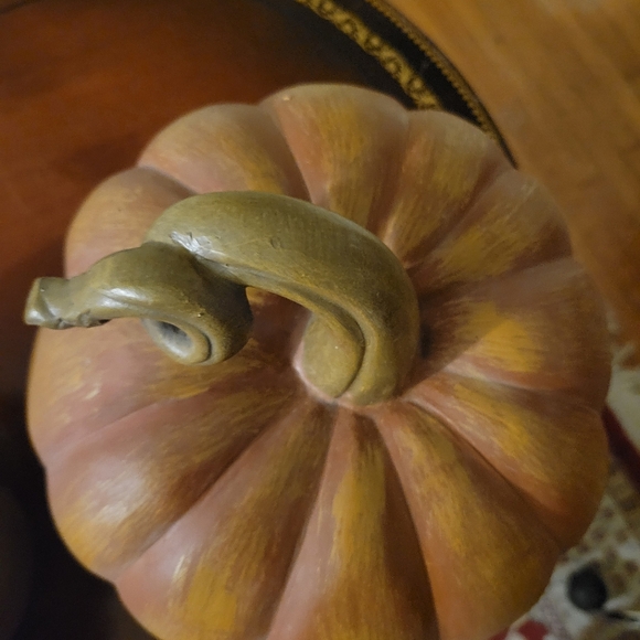 2 Ceramic Pumpkins - Picture 5 of 5